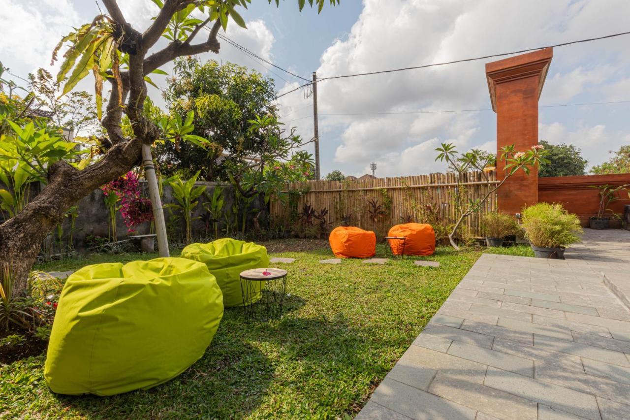 Candra Loka Studio & Apartment By The Loka Kerobokan  Exterior photo