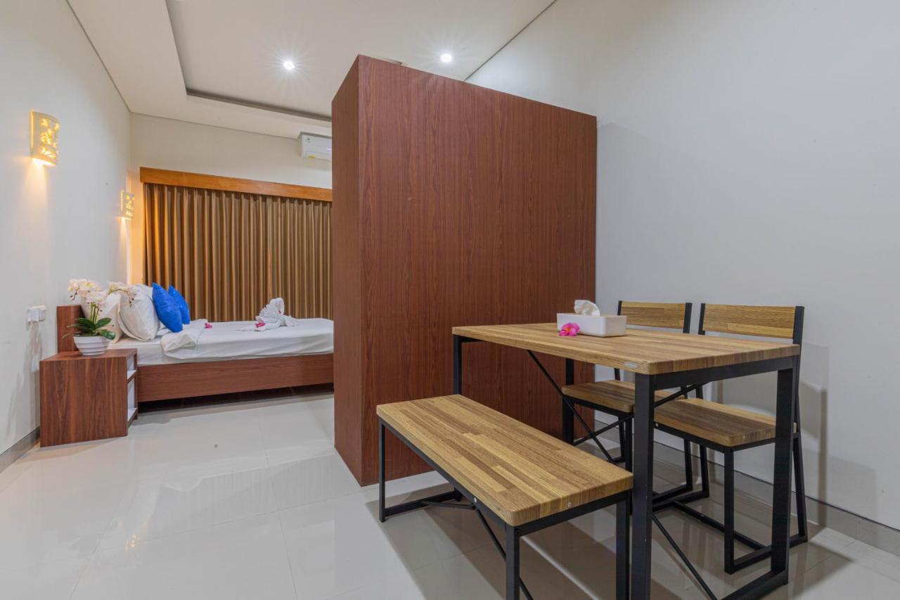 Candra Loka Studio & Apartment By The Loka Kerobokan  Exterior photo