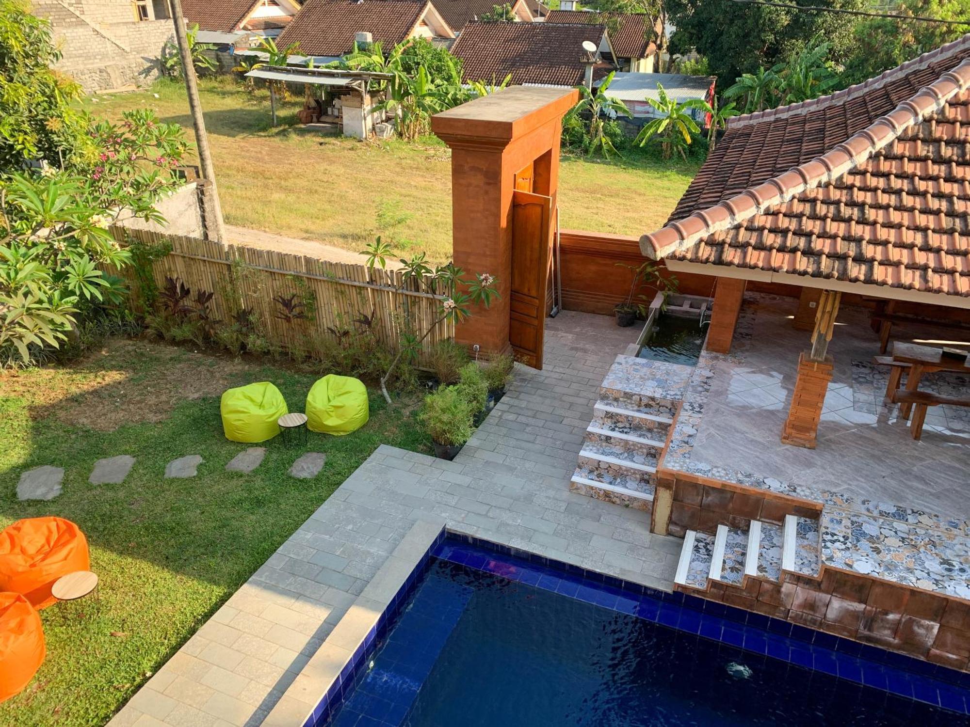 Candra Loka Studio & Apartment By The Loka Kerobokan  Exterior photo